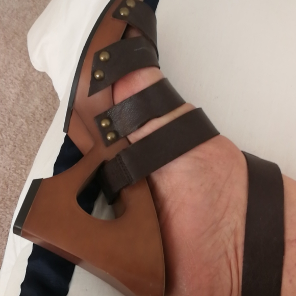 Sandals/shoes - Picture 3 of 7